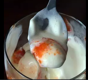 Es Krim Rasa Sambal Jadi Sensasi Baru di Jakarta, Warga Rela Antre!